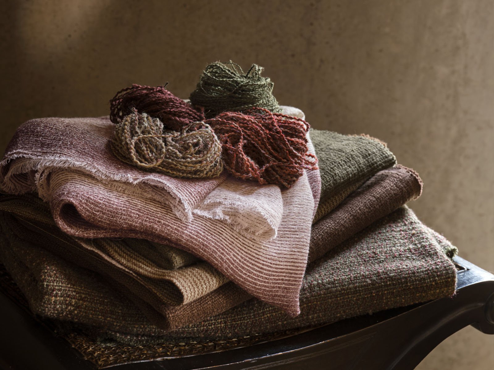 Pillows & Throws